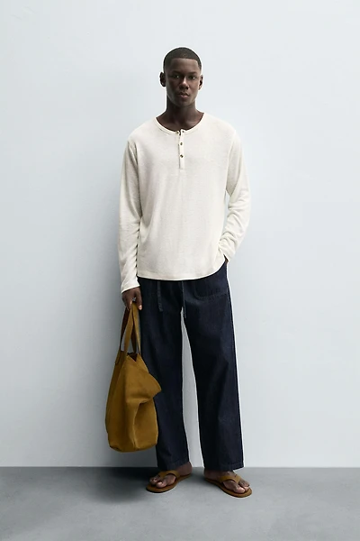HEMP-VISCOSE BUTTON NECK T-SHIRT