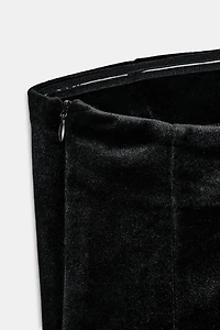 VELVET STRAPLESS TOP