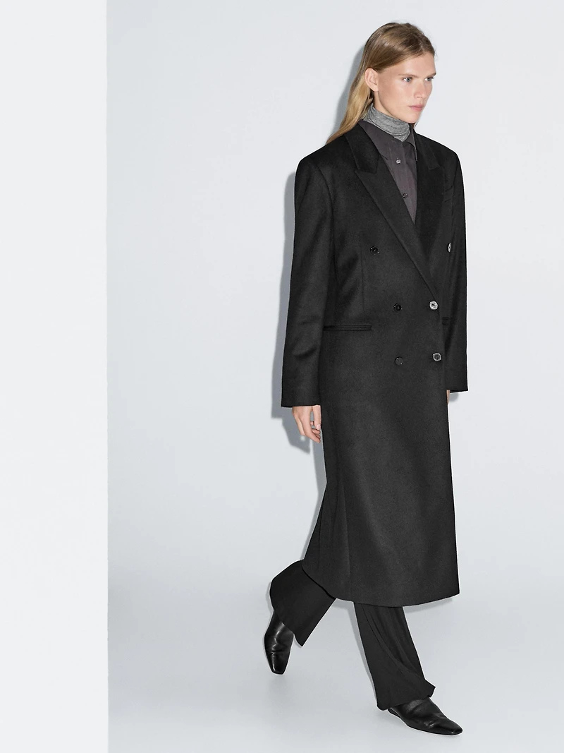 Long double-breasted 100% wool coat