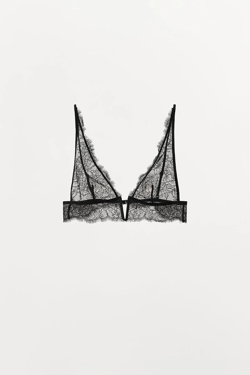 LACE TRIANGLE BRA