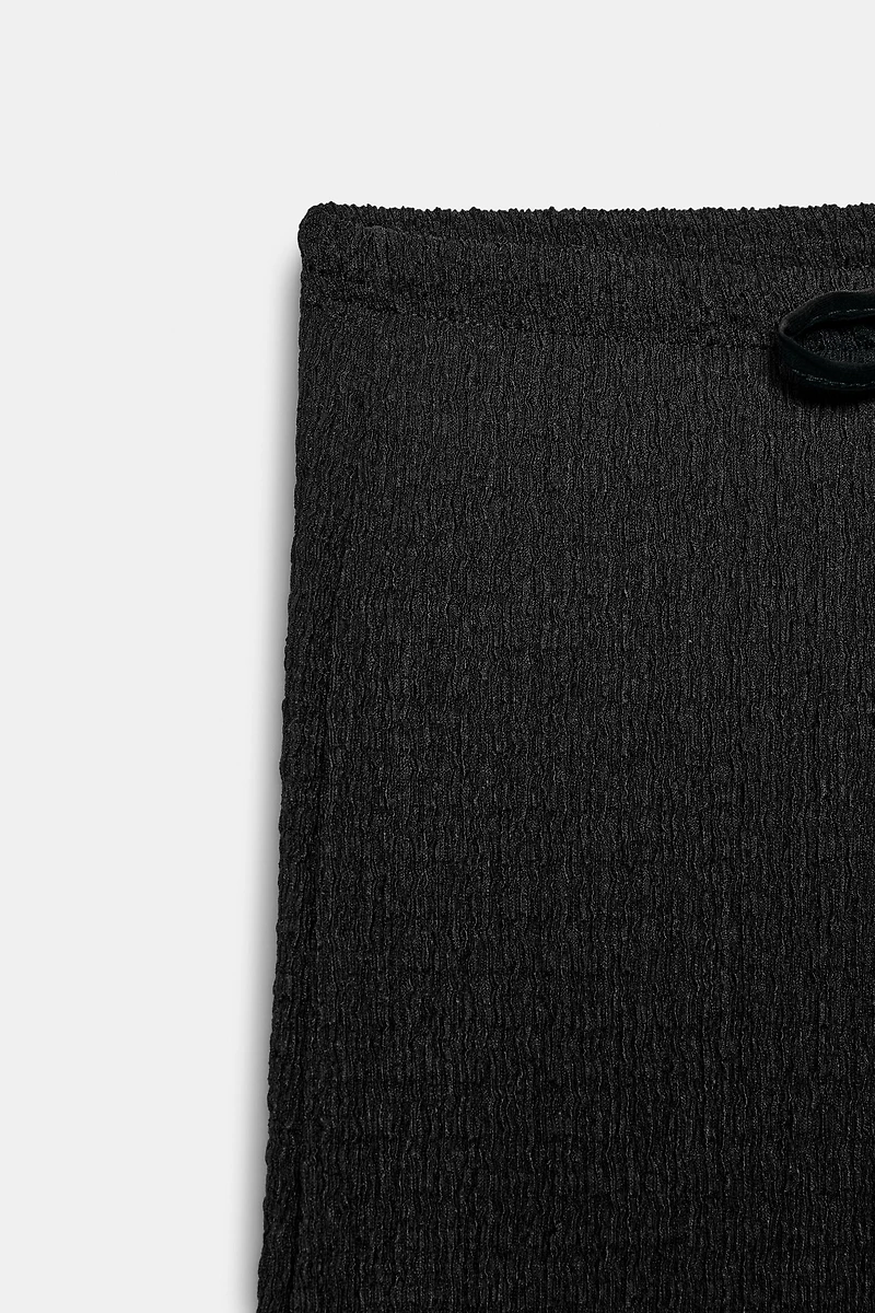 TEXTURED STRAIGHT LEG PANTS
