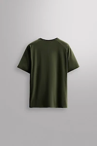 TEXTURED TRAINING T-SHIRT