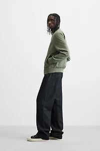 LIGHTWEIGHT BOMBER JACKET
