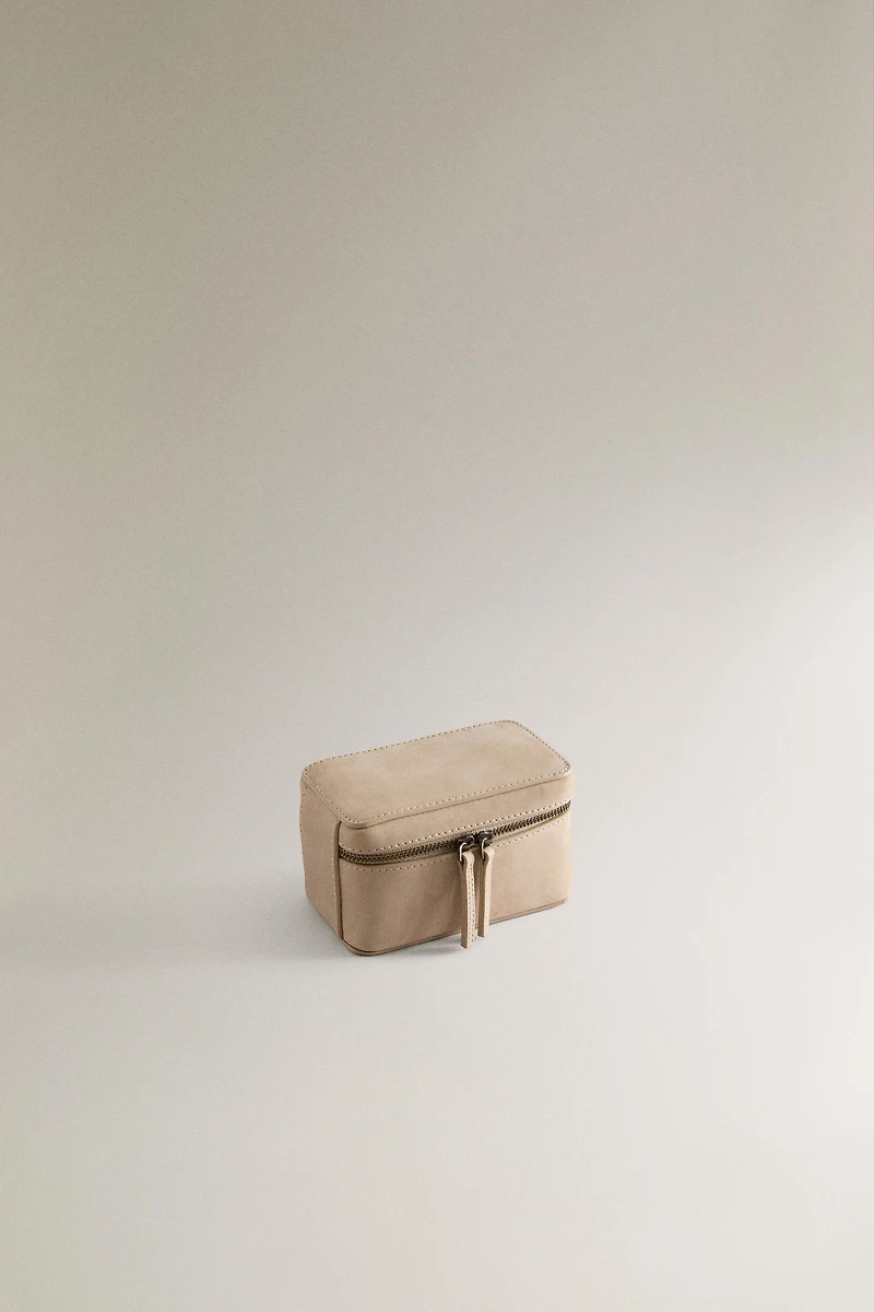 SMALL LEATHER TRAVEL JEWELLERY BOX