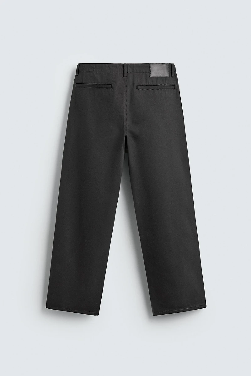 RELAXED FIT POCKET JEANS