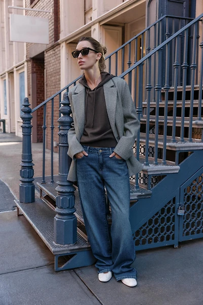 SOFT ONE-BUTTON BLAZER