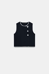 CONTRAST BUTTON KNIT TOP