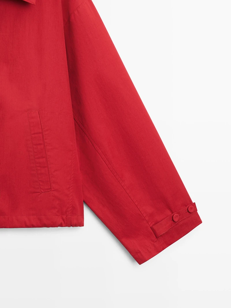Veste légère en coton à détails boutonnés