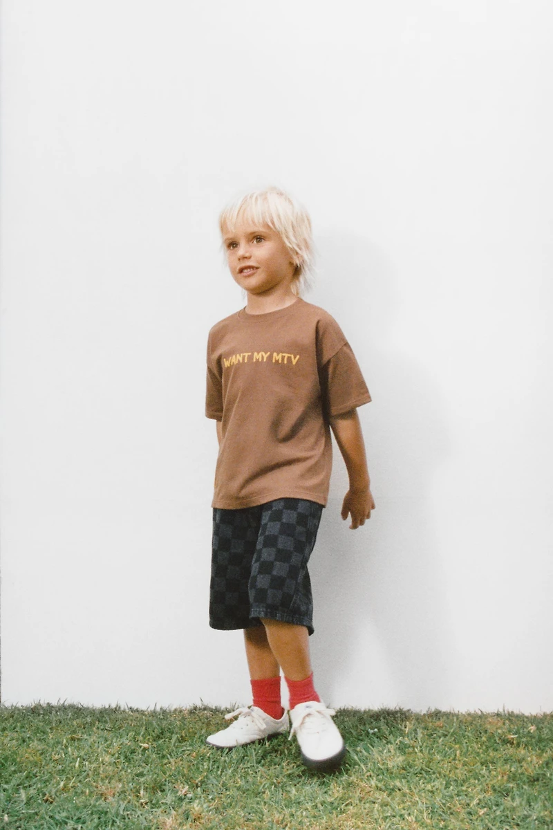 SHORT DAMIER