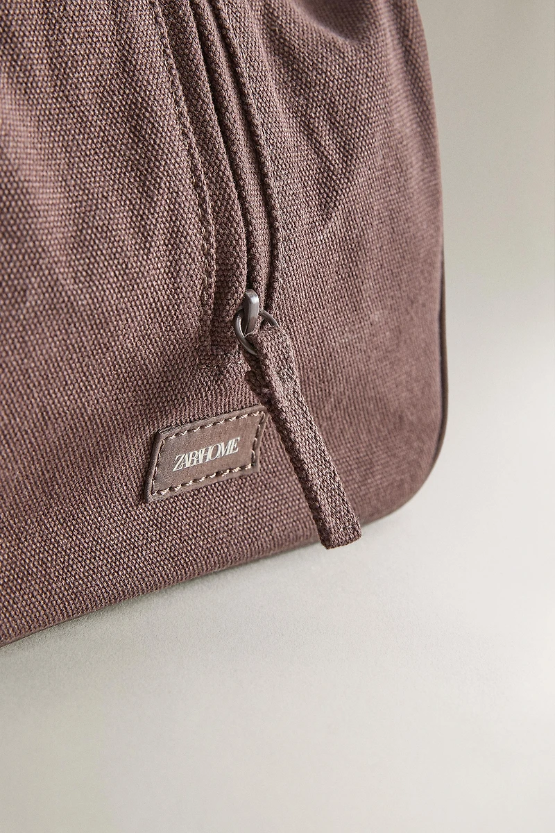 PORTABLE LUNCH BOX