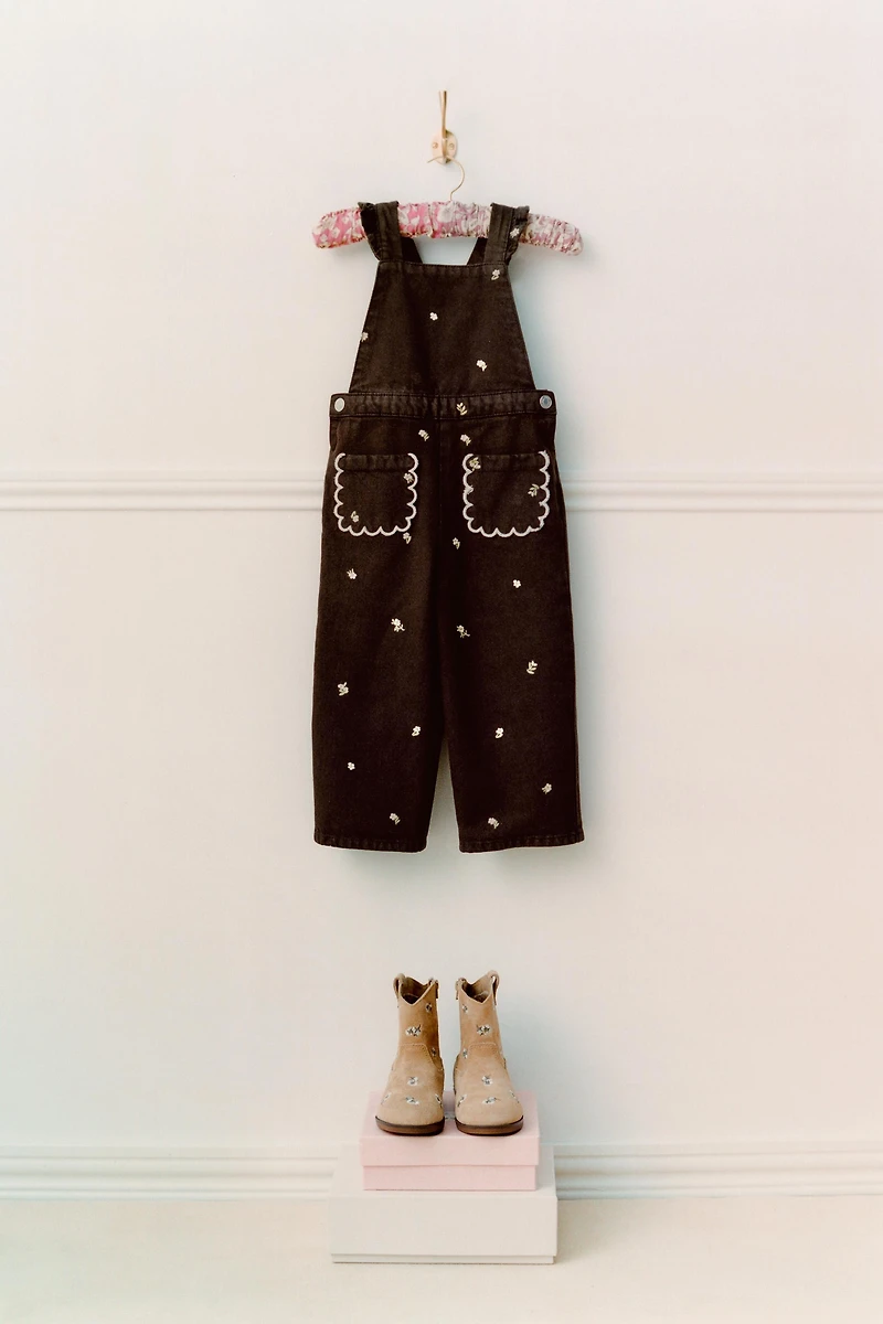 LONG EMBROIDERED FLORAL OVERALLS