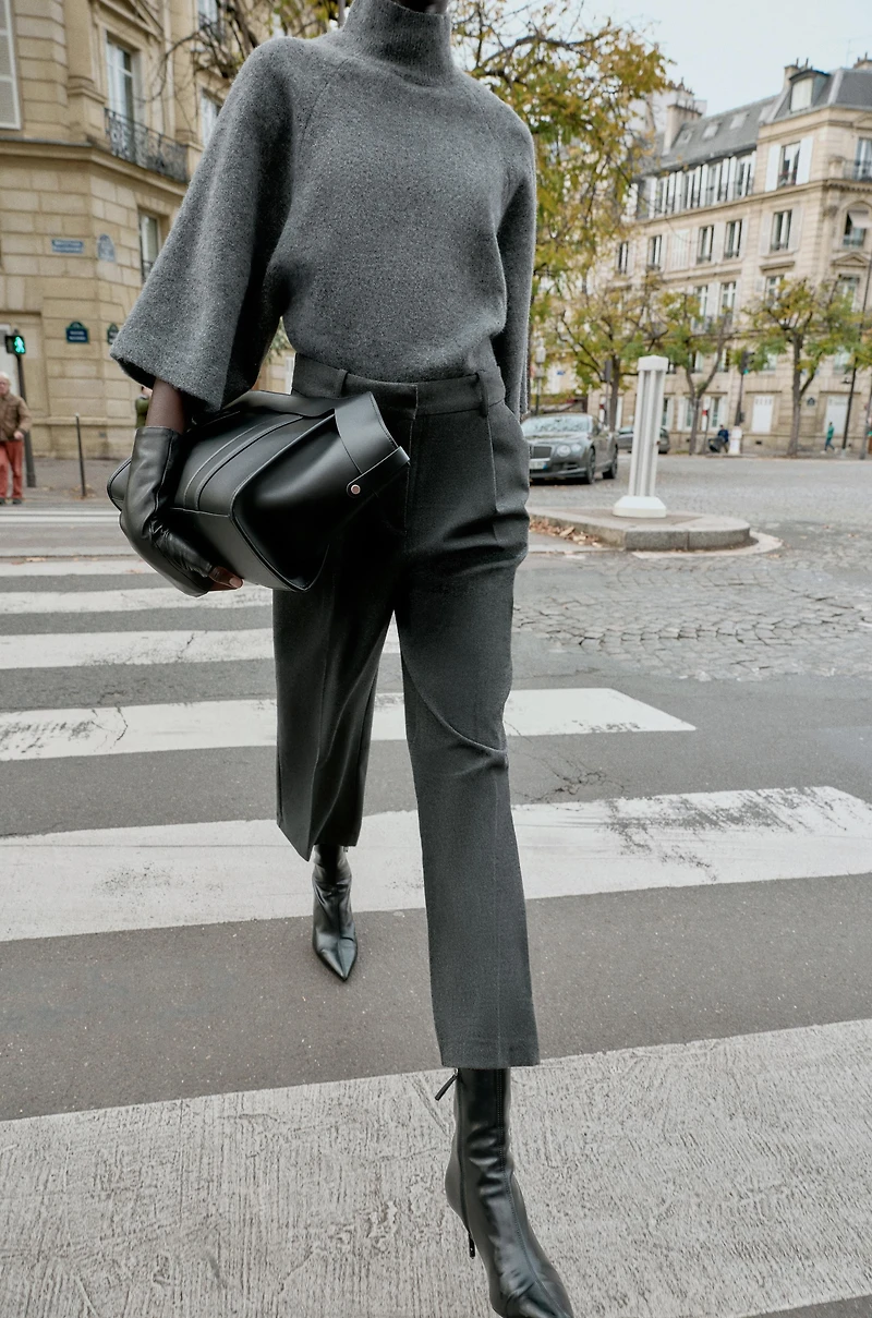 PANTALON DROIT À PINCES