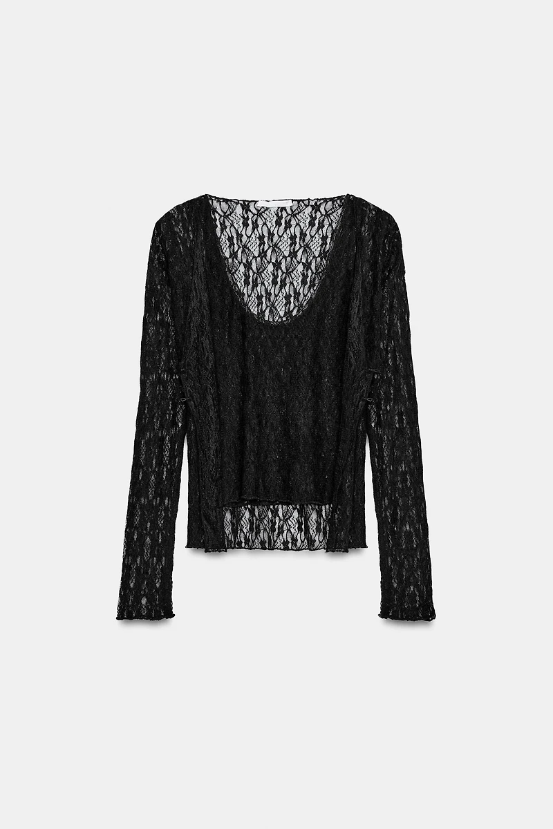 LACE EFFECT DOUBLE TOP