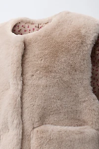 FAUX FUR VEST
