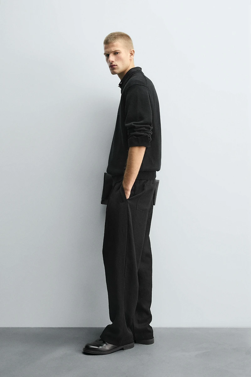 FLOWY PLEATED PANTS