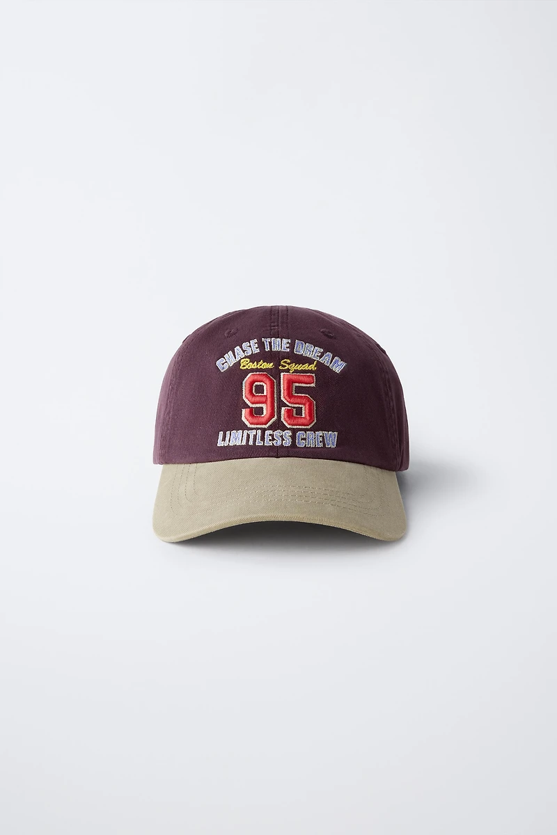 CASQUETTE EFFET DÉLAVÉ INSCRIPTION BRODÉE