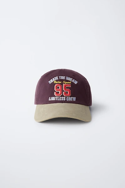 CASQUETTE EFFET DÉLAVÉ INSCRIPTION BRODÉE