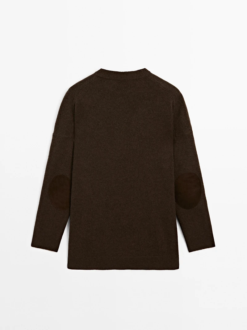 100% cashmere oversize sweater with elbow patches