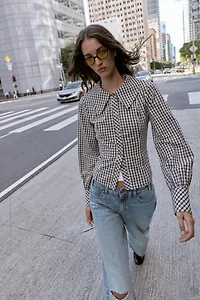 PLAID PETER PAN COLLAR SHIRT