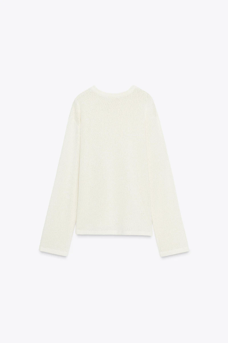 CUT-OUT KNIT SWEATER