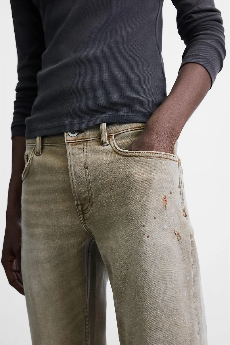 RIPPED SKINNY FIT JEANS
