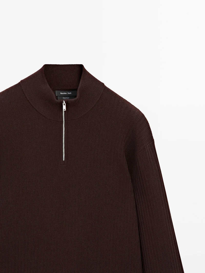 Mock neck knit sweater