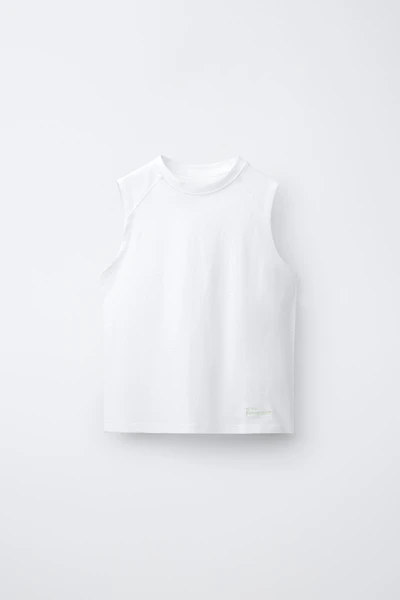 T-SHIRT UNI SANS MANCHES