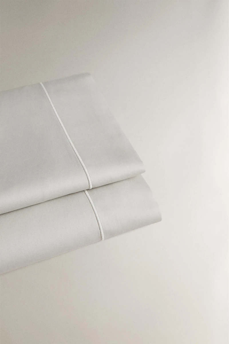 SATEEN FLAT SHEET WITH FESTOON DESIGN (300 THREAD COUNT)