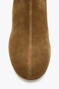 SPLIT LEATHER WIDE HEELED ANKLE BOOTS