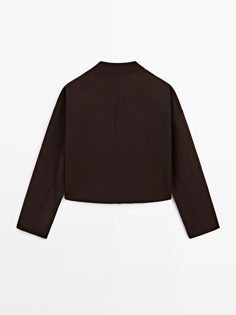 Short jacket with high neck