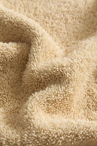 LACE TRIM BATH TOWEL