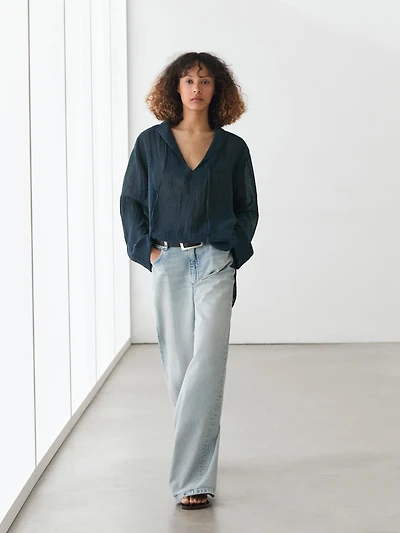 100% linen flowing collared blouse