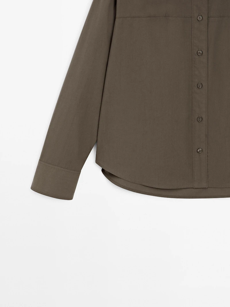 100% cotton shirt with seam detail