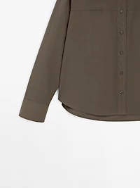 100% cotton shirt with seam detail