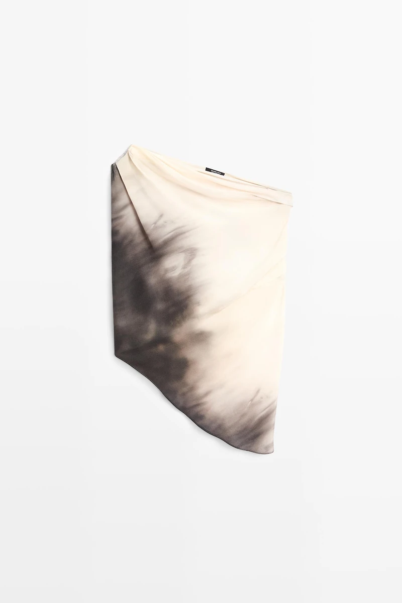 Asymmetric draped top
