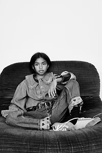 PETER PAN COLLAR DENIM SHIRT