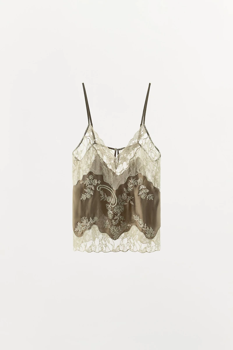 TOP LINGERIE DENTELLE ET FANTAISIE