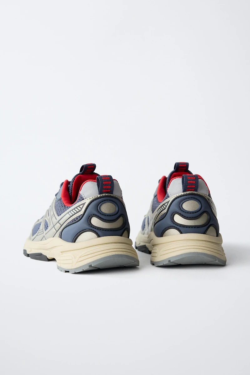 MESH SNEAKERS