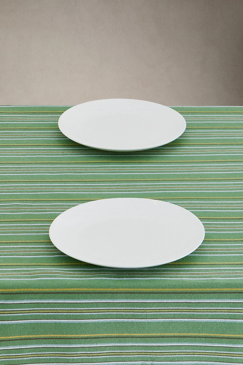 MULTICOLORED STRIPED TABLECLOTH