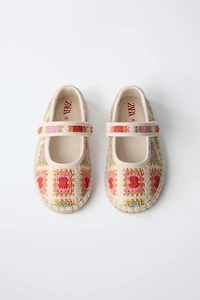 CROCHET EFFECT BALLET FLATS