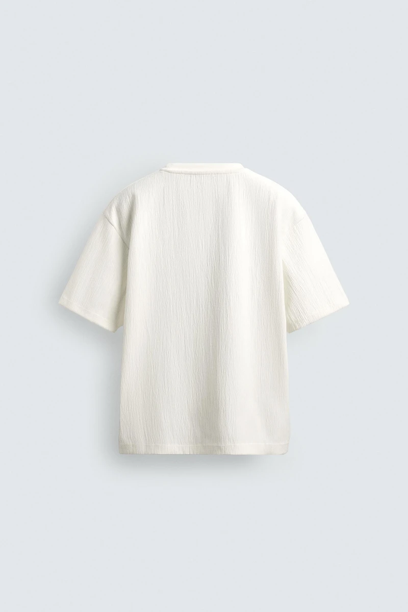 T-SHIRT STRUCTURÉ RELAXED FIT