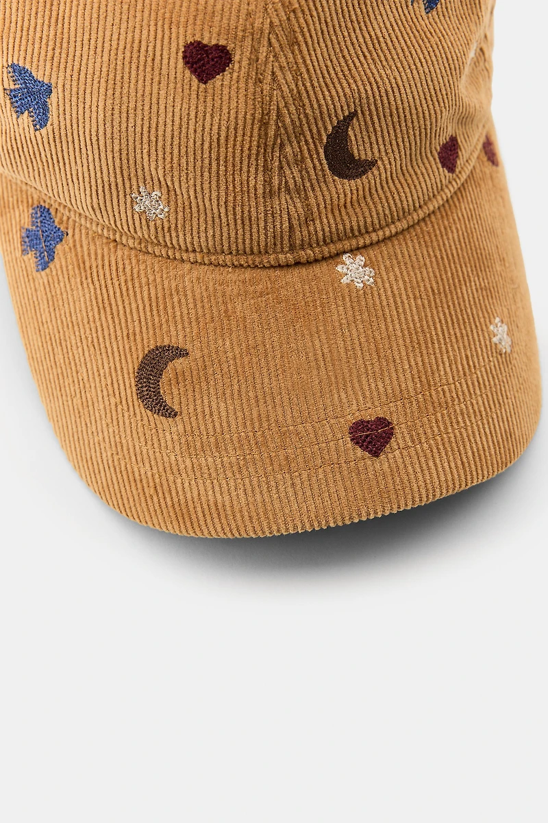 CORDUROY CAP WITH BIRDS AND MOONS EMBROIDERY