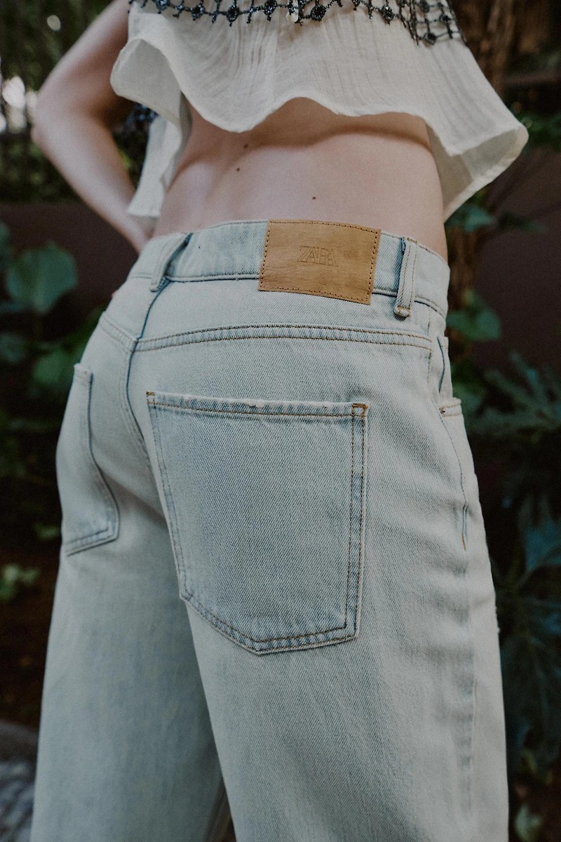 Z1975 MID-RISE RIPPED STRAIGHT JEANS