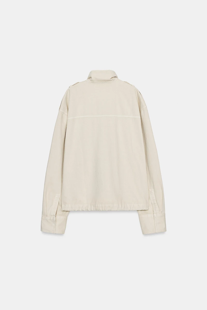 VESTE COL MONTANT