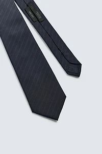100% SILK STRIPED TIE