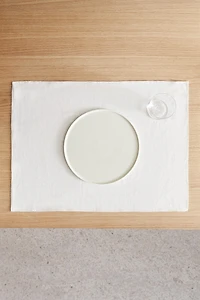 WASHED LINEN PLACEMAT