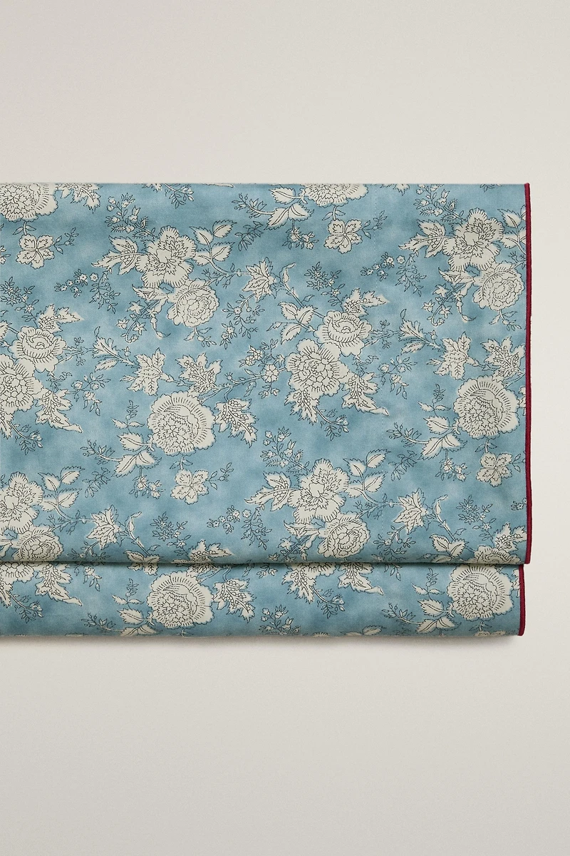 FLORAL PRINT SATEEN FLAT SHEET WITH PIPING