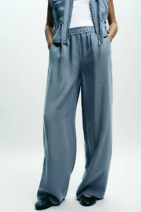 SOFT FEEL WIDE LEG PANTS
