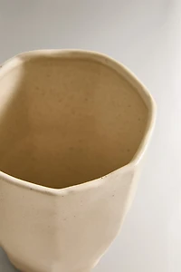TASSE GRÈS RELIEF LIGNES CADRE