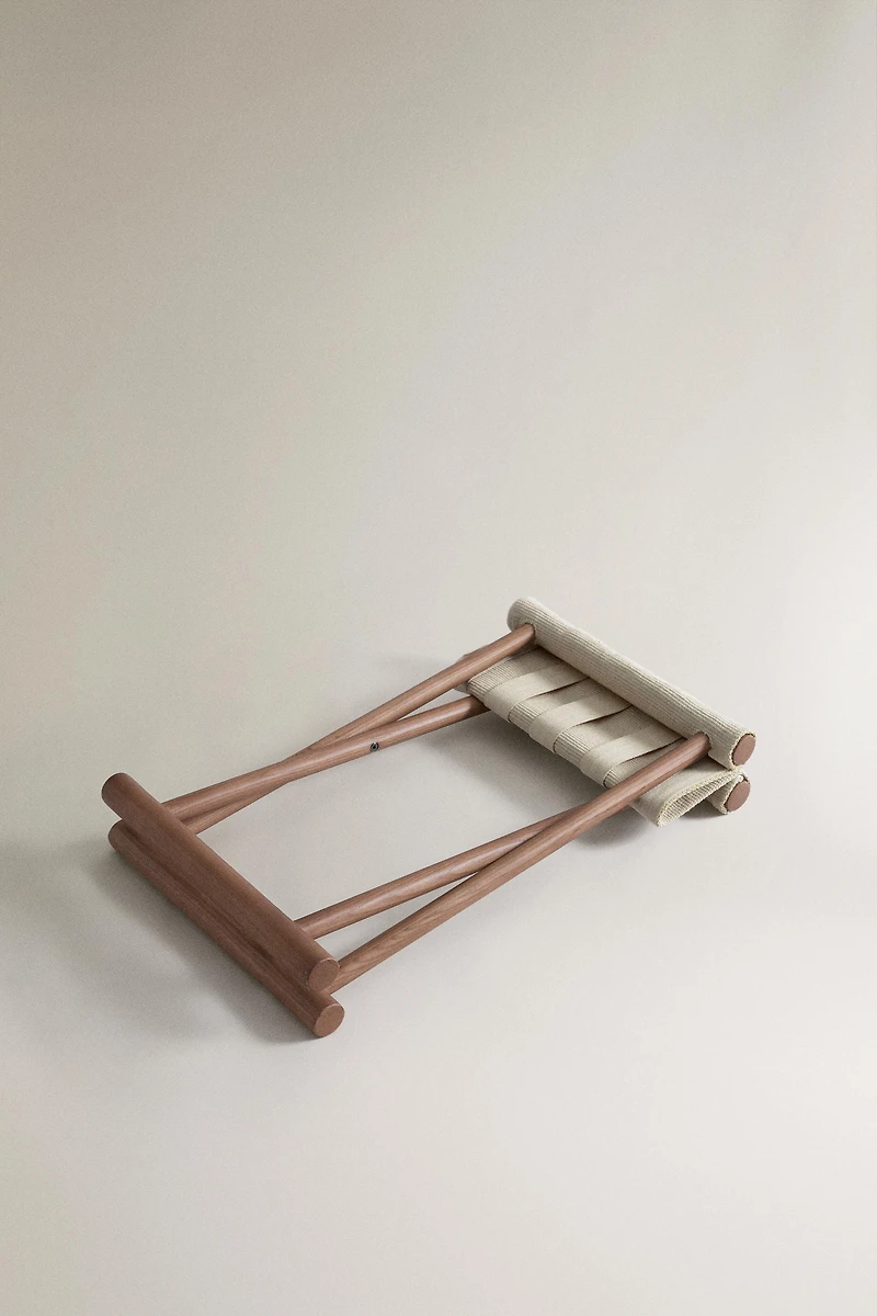 FOLDING ASH WOOD AND COTTON STOOL